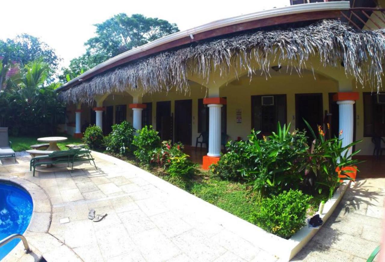קאריו Hotel Esperanza מראה חיצוני תמונה